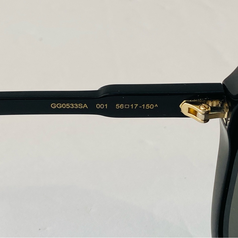 New Gucci Women’s Square Ladies Sunglasses
Item No. GG0533SA 001 56 - Picture 4 of 14